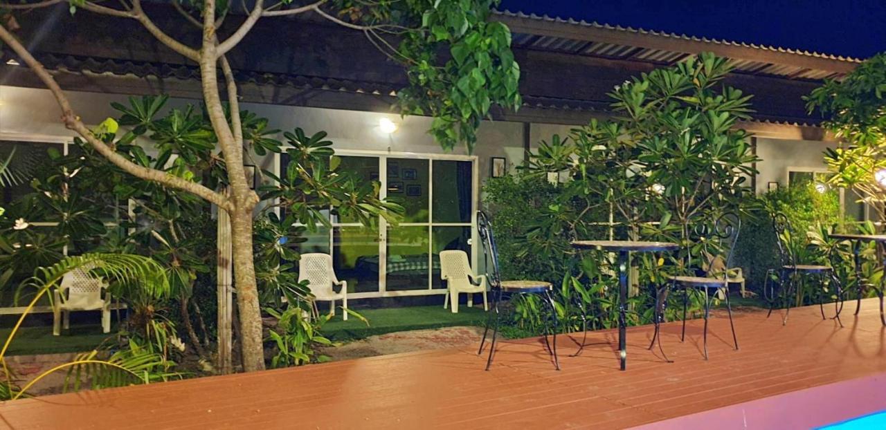 Oasis Lipe Resort Exterior photo