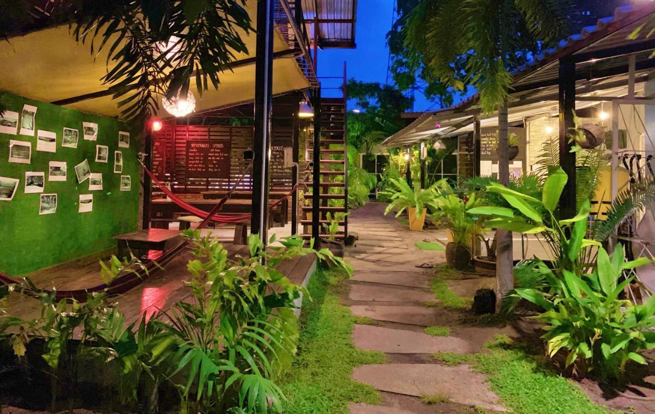 Oasis Lipe Resort Exterior photo
